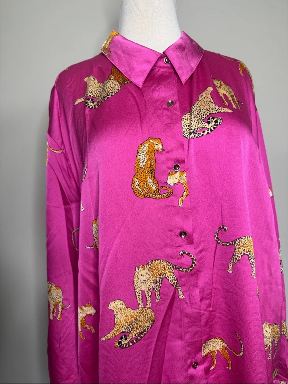 Umgee Fuchsia Maxi Shirt Dress with Gold Safari Motif - Picture 2 of 9
